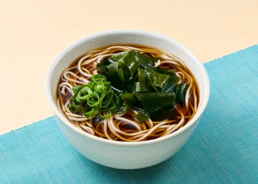 三陸産わかめ使用　わかめそば